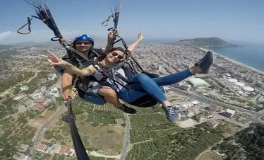 Side’den Alanya Yamaç Paraşütü